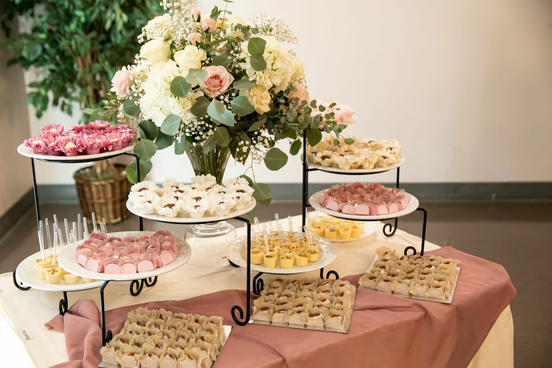 Foto Olga & Irhart - Wedding - Millwoods  Golf Course, Edmonton, Canada - Imagem 62