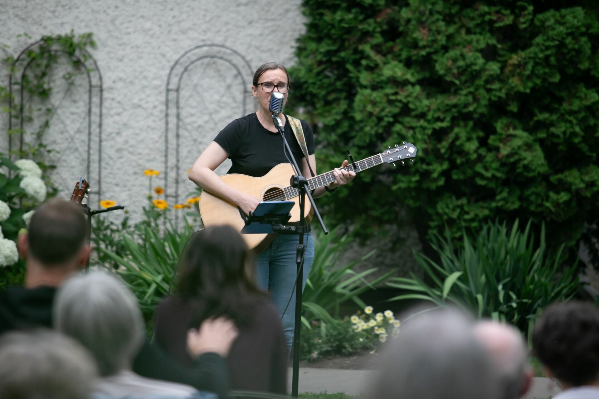 Foto Garden Concert Series - Parish of Christ Church Foto Garden Concert Series - Parish of Christ Church - Imagem 4