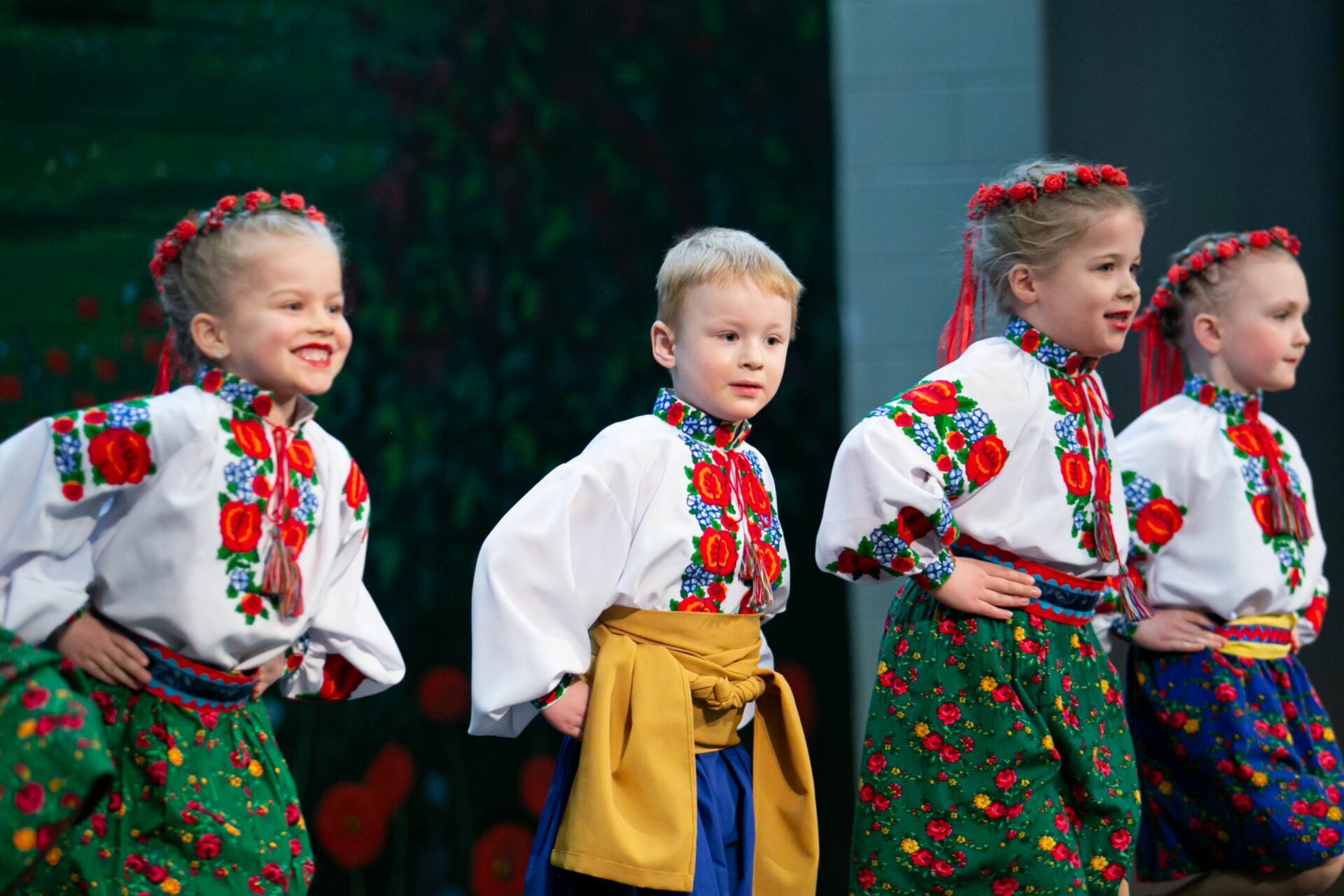 Foto Verkhovyna Ukrainian Song and Dance Ensemble’s pre-Easter Bazaar “Yarmarok” - Imagem 5