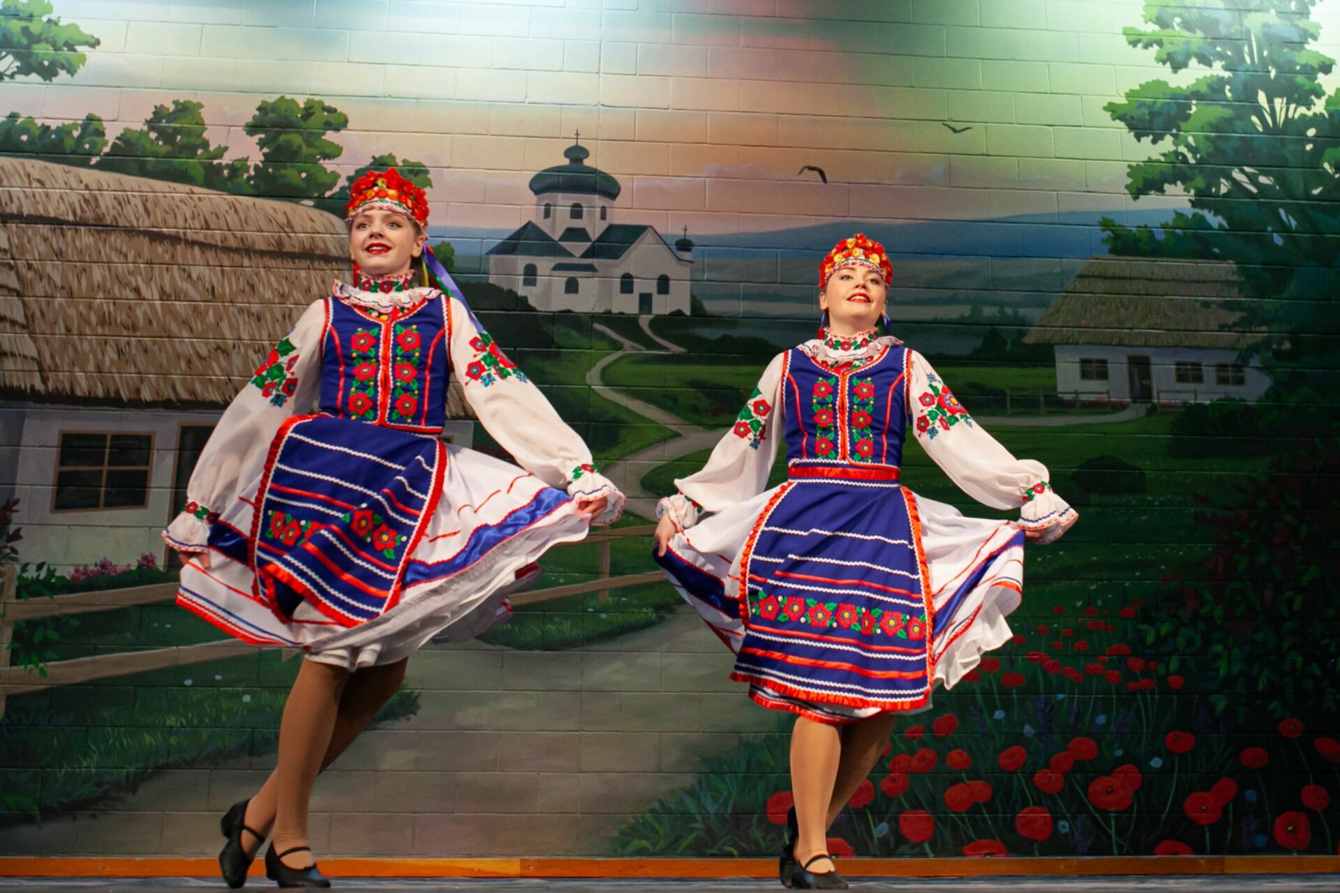 Foto Verkhovyna Ukrainian Song and Dance Ensemble’s pre-Easter Bazaar “Yarmarok” - Imagem 9