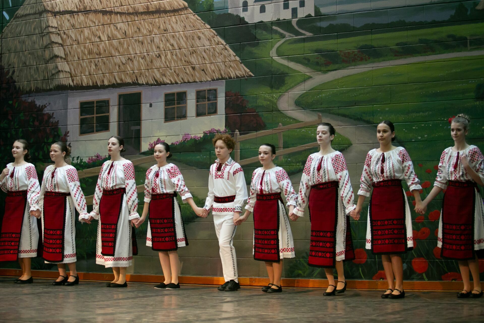 Foto Verkhovyna Ukrainian Song and Dance Ensemble’s pre-Easter Bazaar “Yarmarok” - Imagem 21