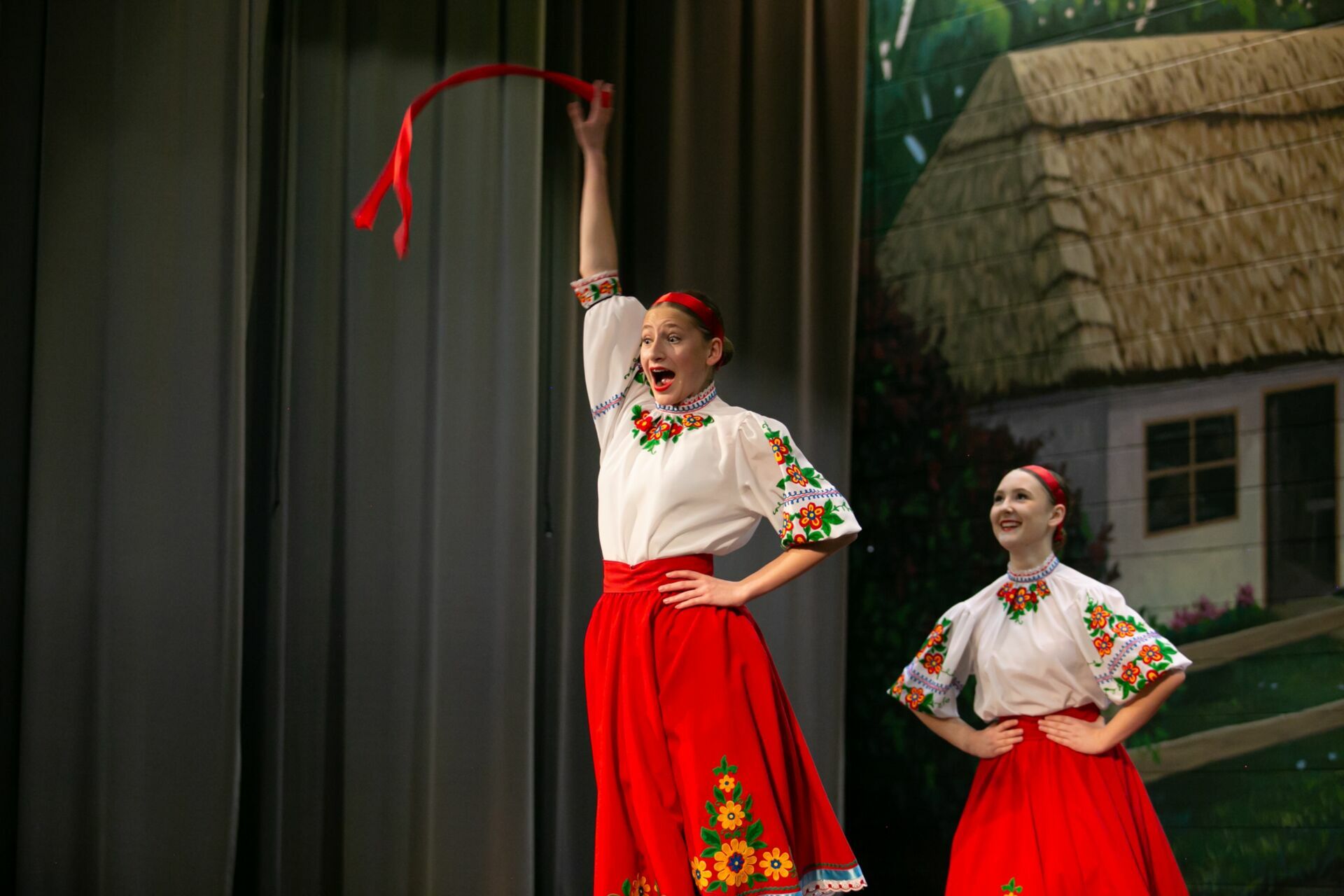Foto Verkhovyna Ukrainian Song and Dance Ensemble’s pre-Easter Bazaar “Yarmarok” - Imagem 30