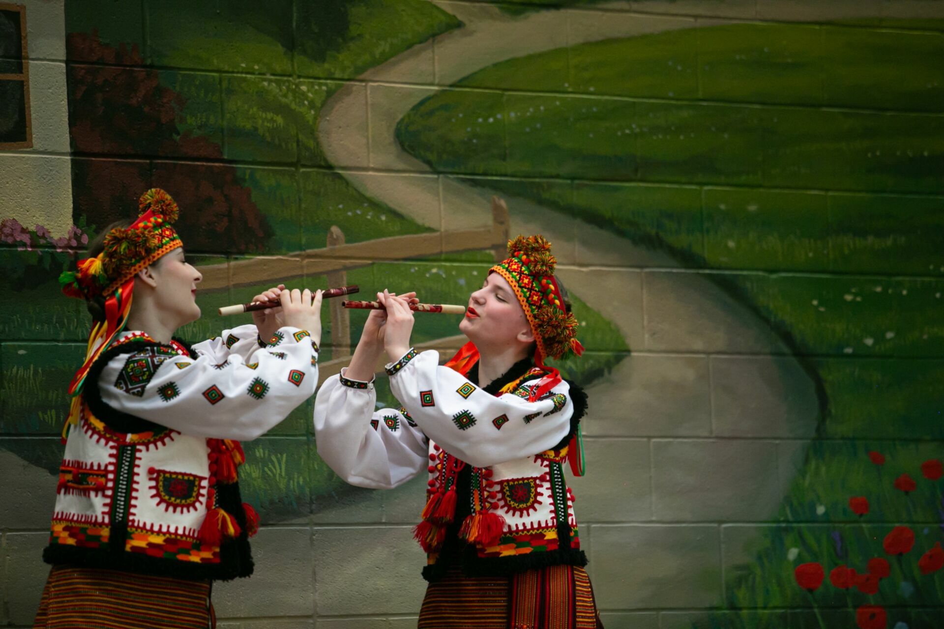 Foto Verkhovyna Ukrainian Song and Dance Ensemble’s pre-Easter Bazaar “Yarmarok” - Imagem 38