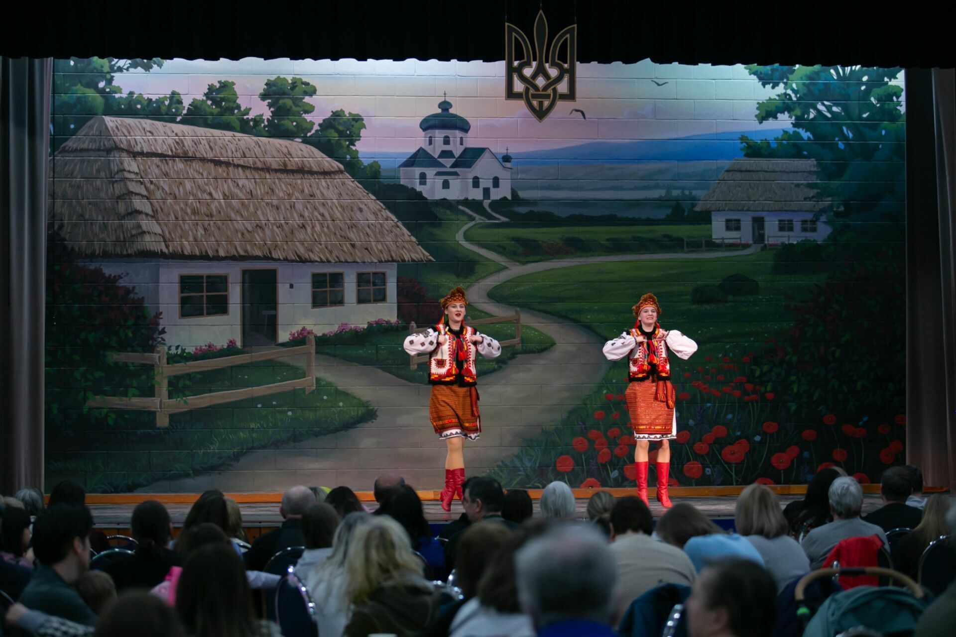 Foto Verkhovyna Ukrainian Song and Dance Ensemble’s pre-Easter Bazaar “Yarmarok” - Imagem 39
