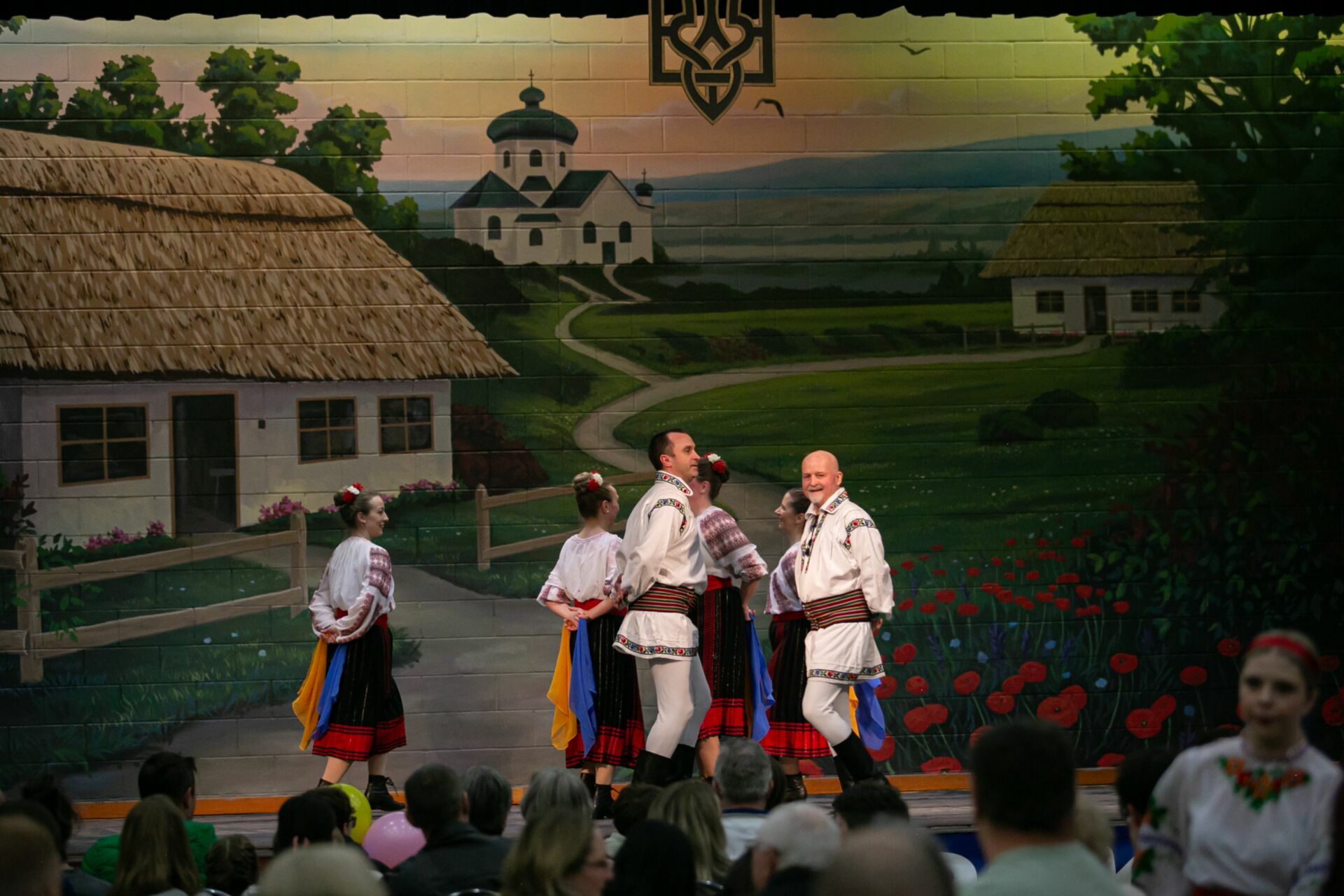 Foto Verkhovyna Ukrainian Song and Dance Ensemble’s pre-Easter Bazaar “Yarmarok” - Imagem 56