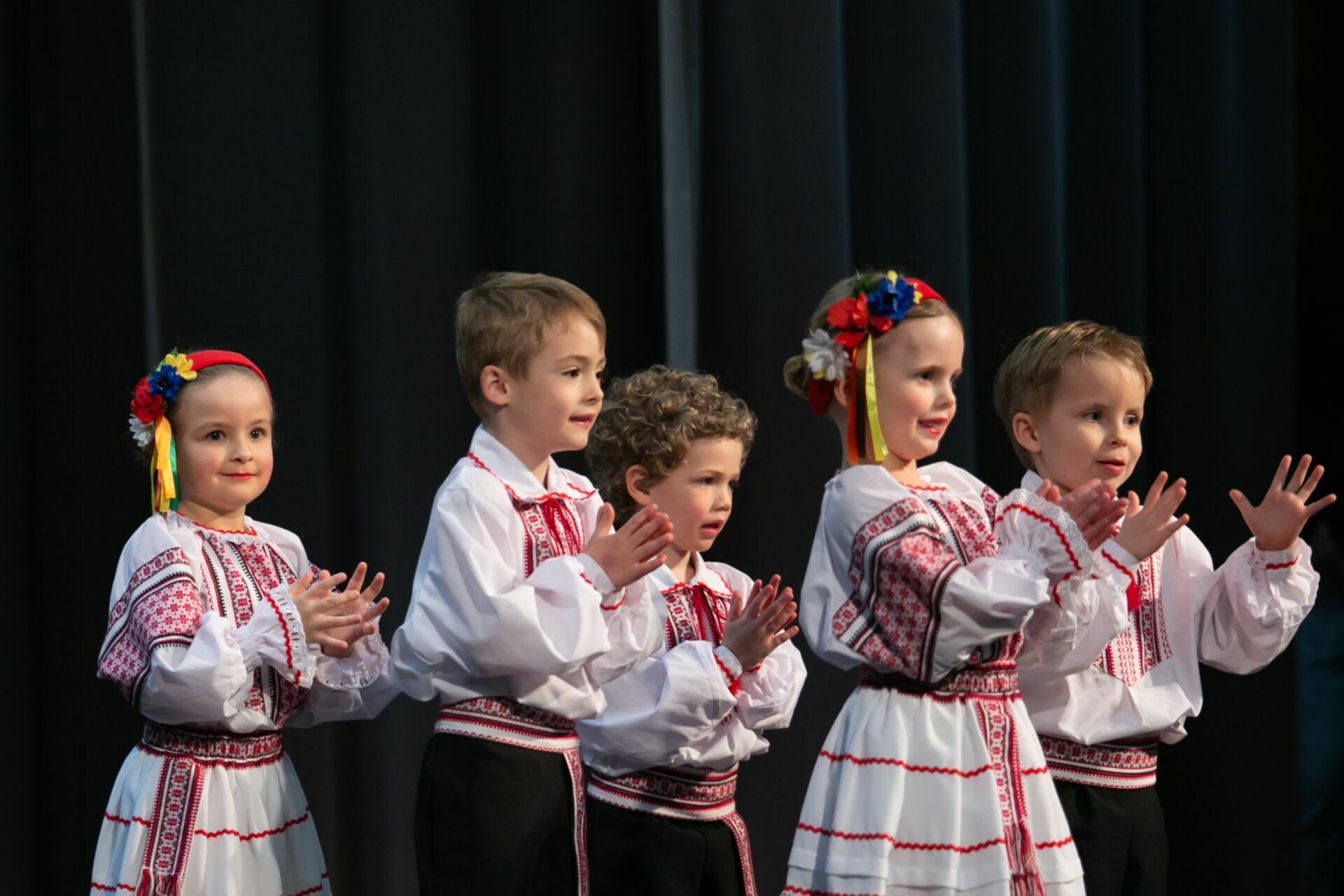 Foto Verkhovyna Ukrainian Song and Dance Ensemble’s pre-Easter Bazaar “Yarmarok” - Imagem 59