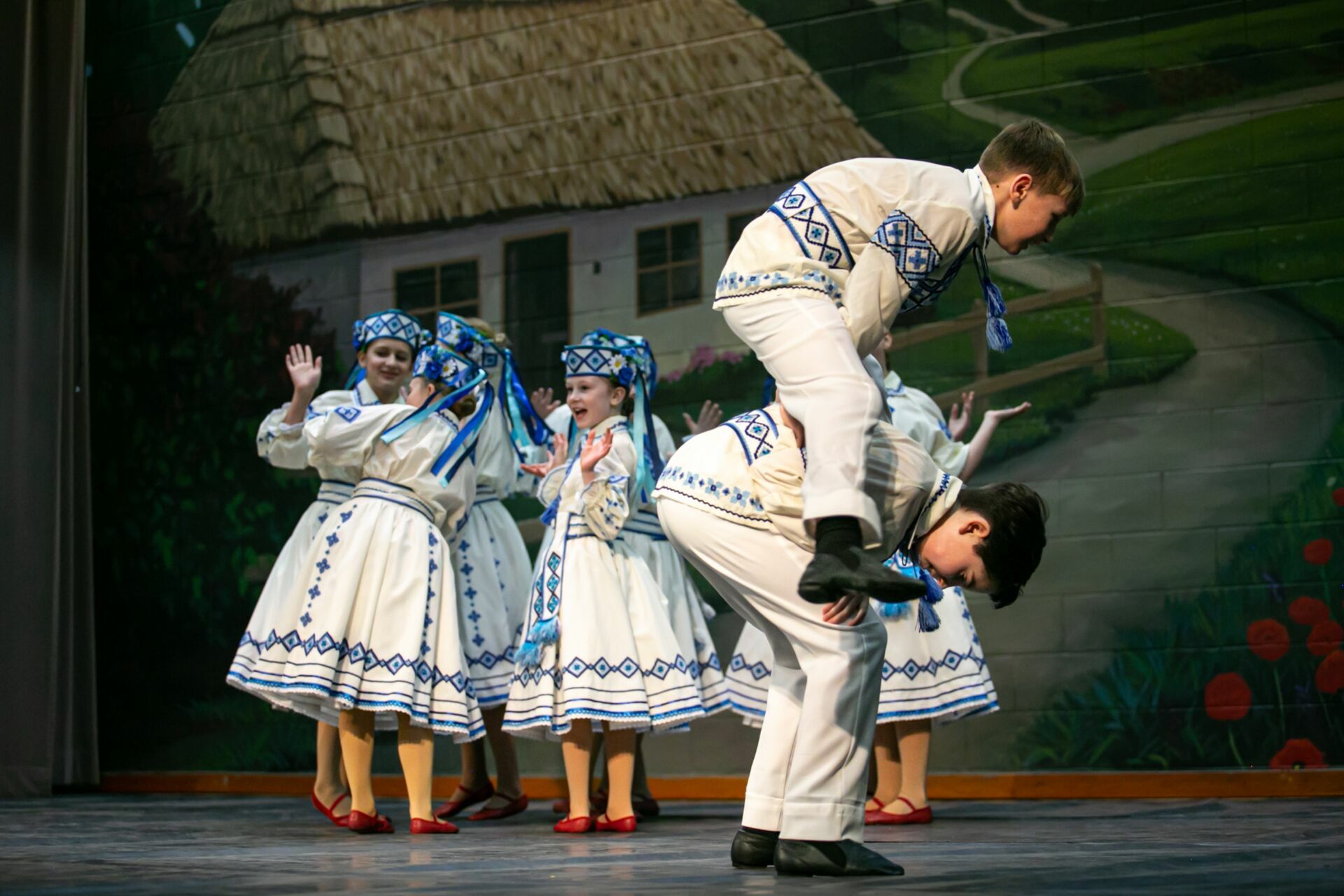 Foto Verkhovyna Ukrainian Song and Dance Ensemble’s pre-Easter Bazaar “Yarmarok” - Imagem 65
