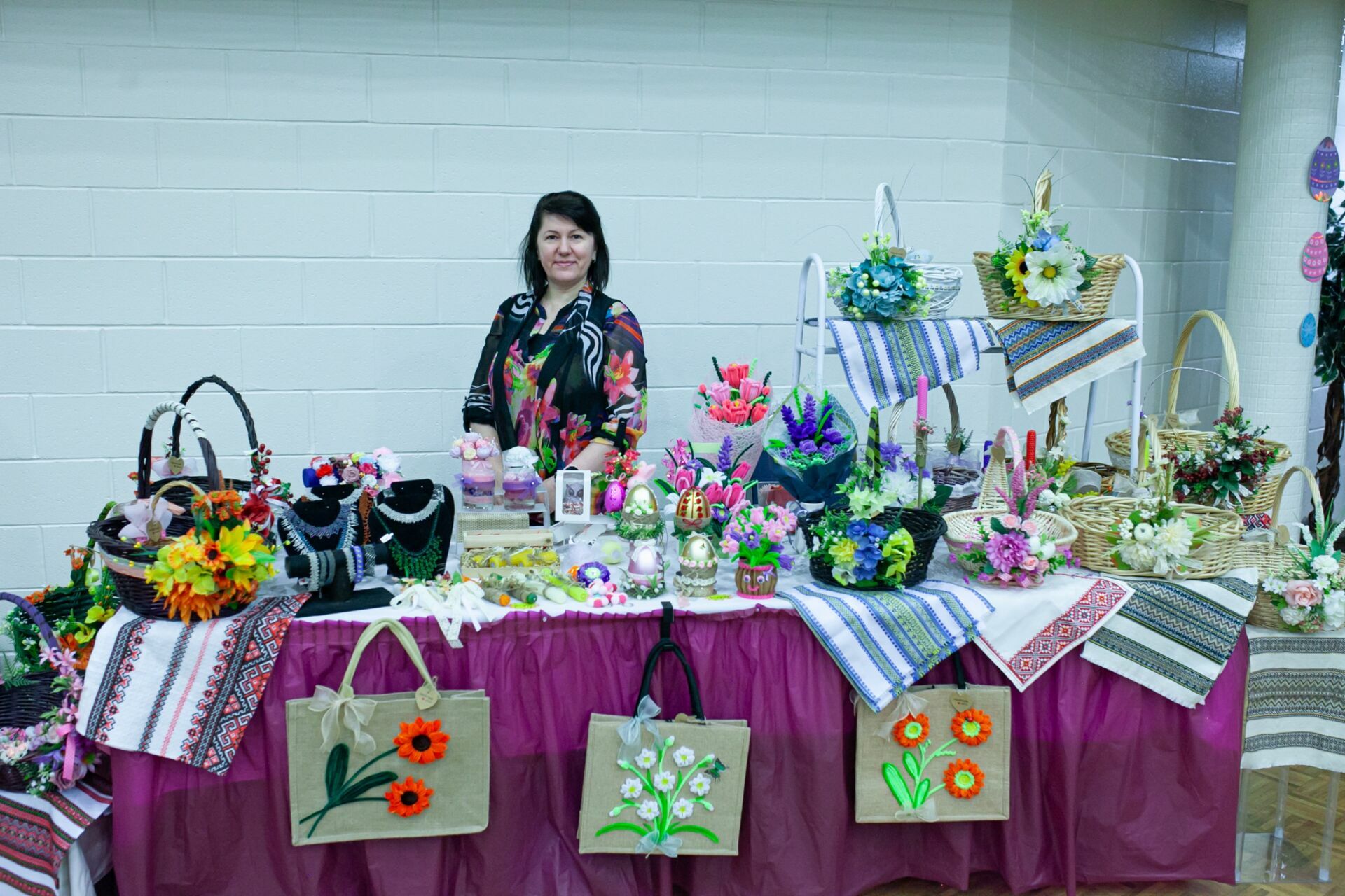 Foto Verkhovyna Ukrainian Song and Dance Ensemble’s pre-Easter Bazaar “Yarmarok” - Imagem 99