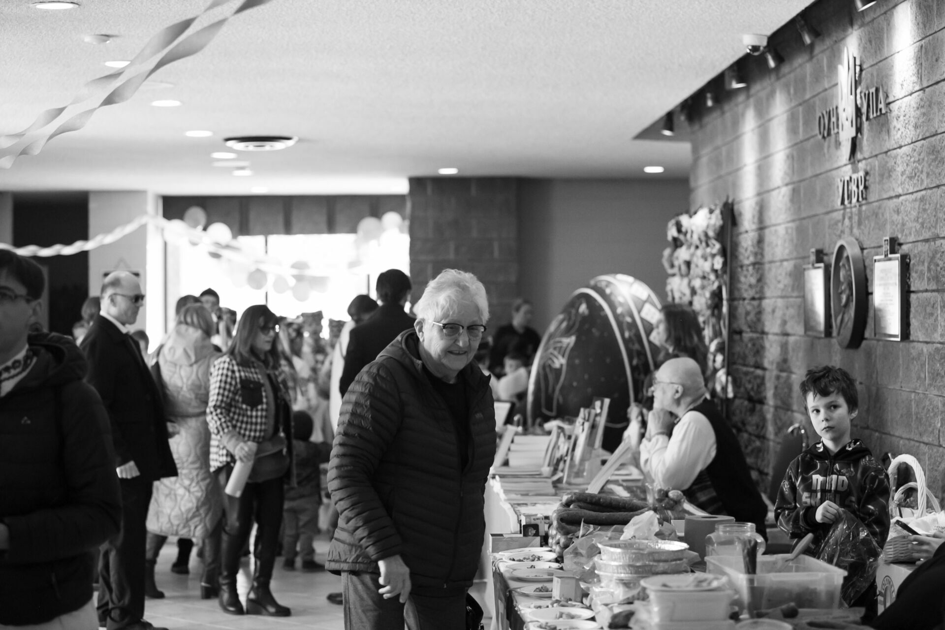 Foto Verkhovyna Ukrainian Song and Dance Ensemble’s pre-Easter Bazaar “Yarmarok” - Imagem 199