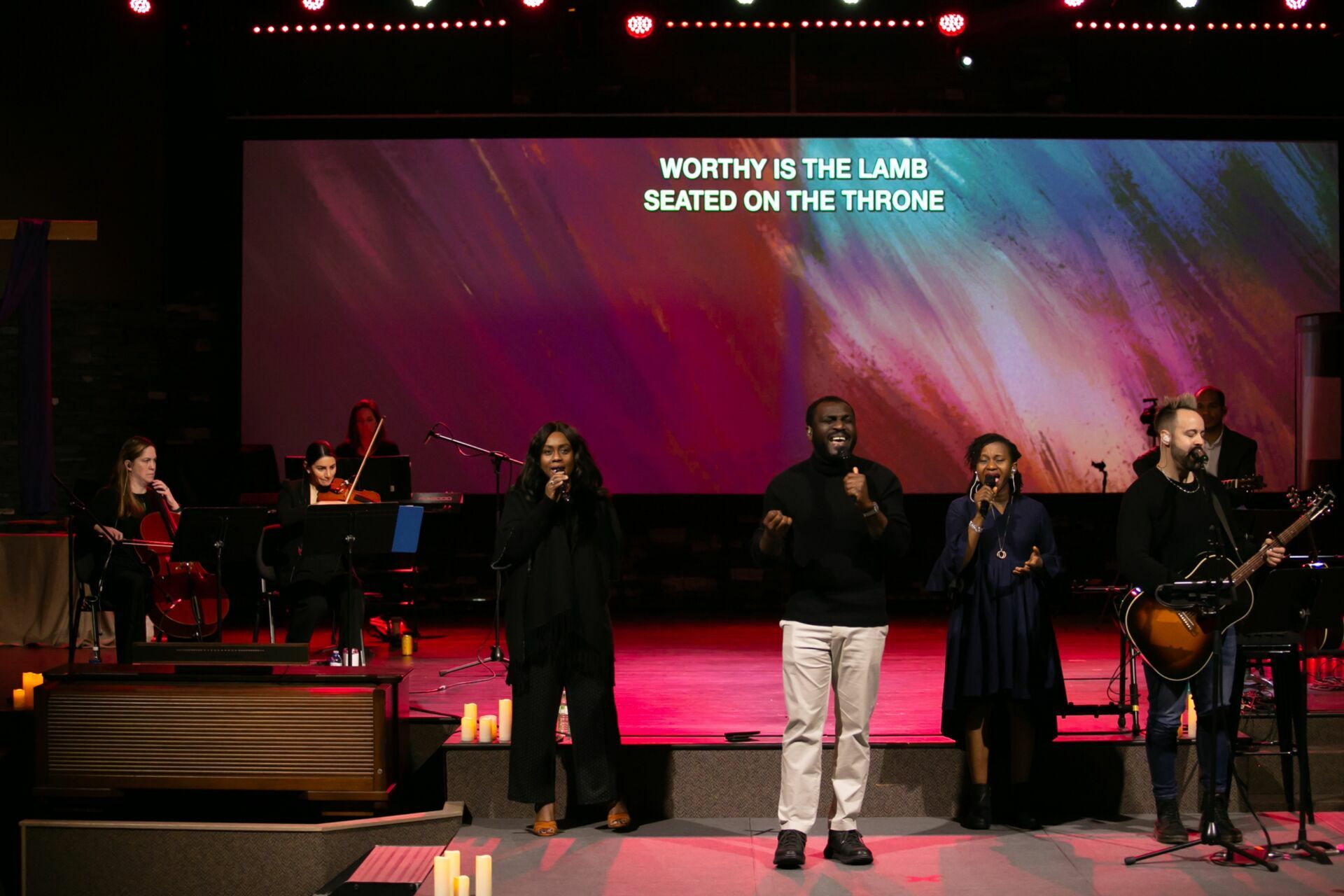 Foto Good Friday - April 3, 2026  - Imagem 11