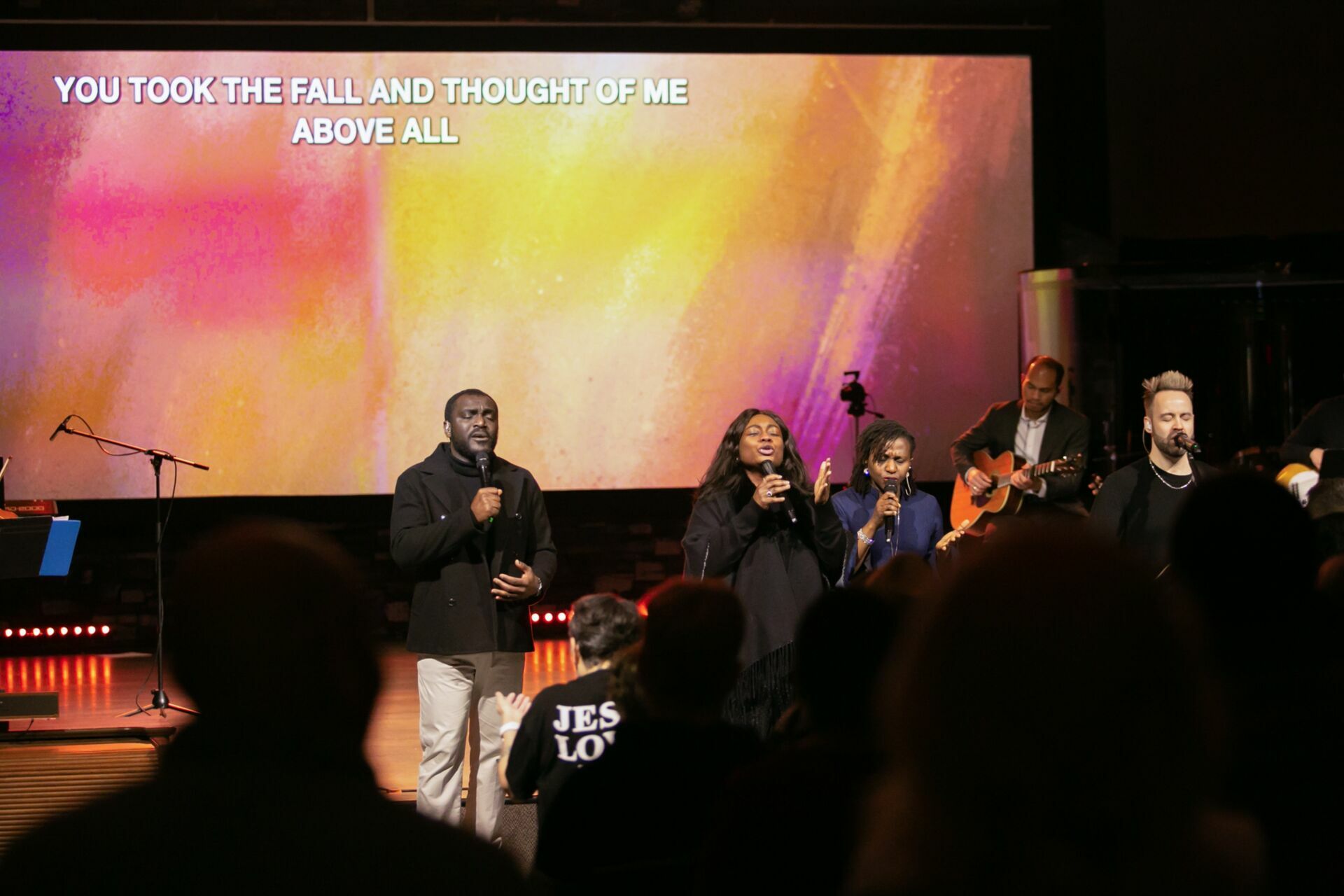 Foto Good Friday - April 3, 2026  - Imagem 35
